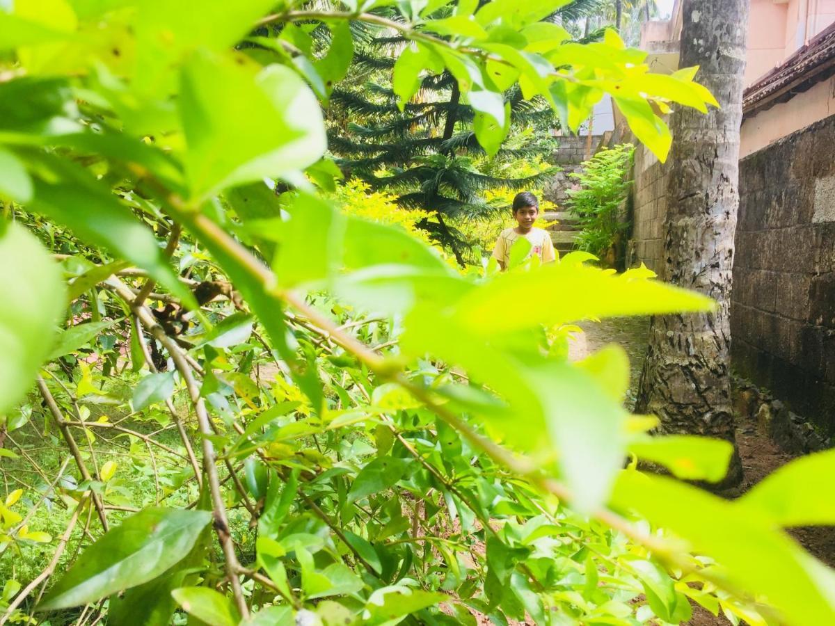 Ganesh House Ayurveda Homestay Kovalam Eksteriør bilde
